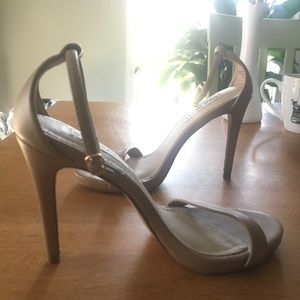 Steve Madden Nude Heels